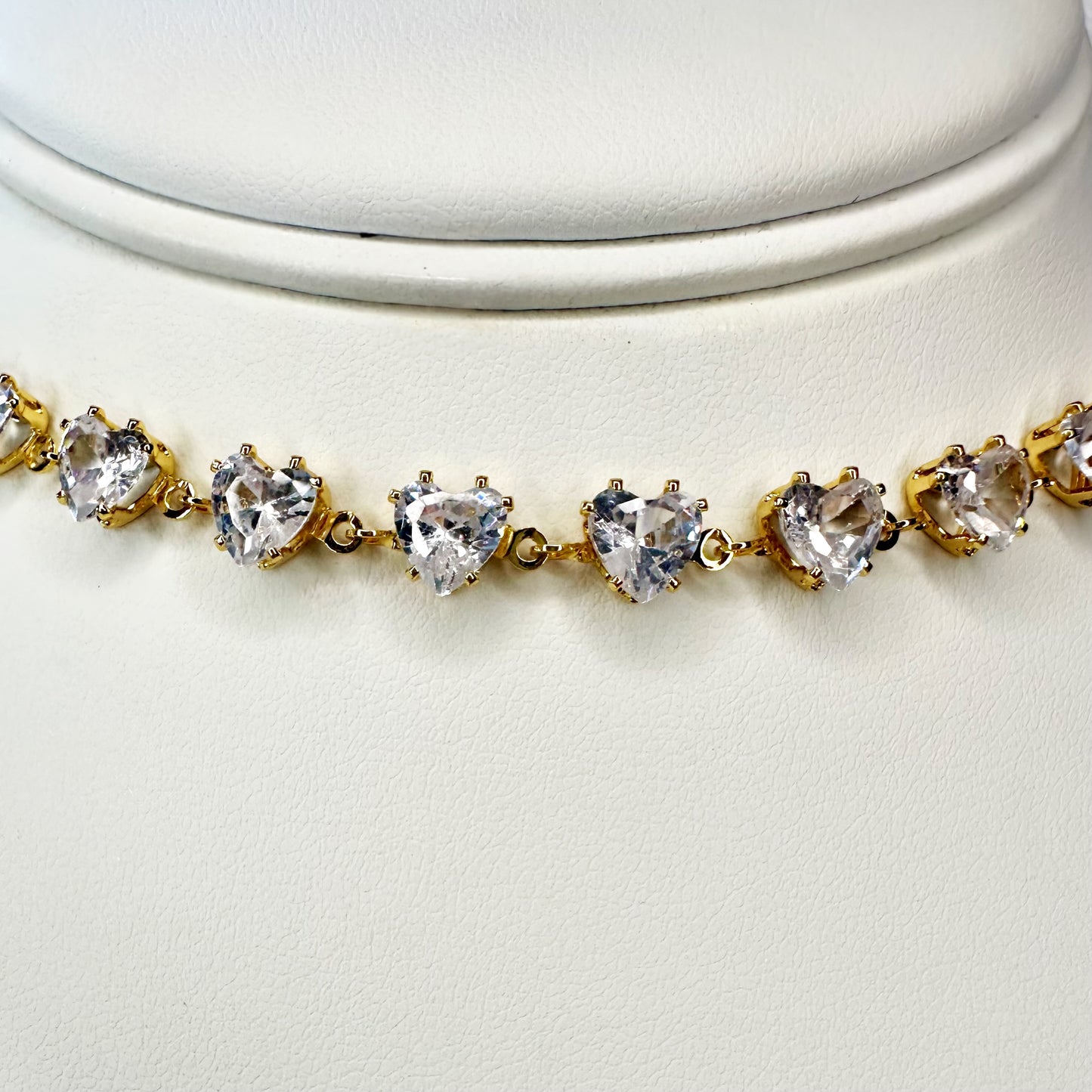 Icy Heart Choker