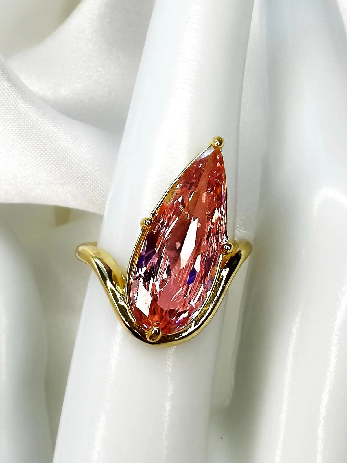 Chateau Ring